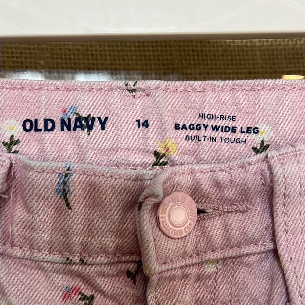Old Navy Pink High Rise Baggy Wide Leg Pink Floral Pattern Jeans - Picture 3 of 5